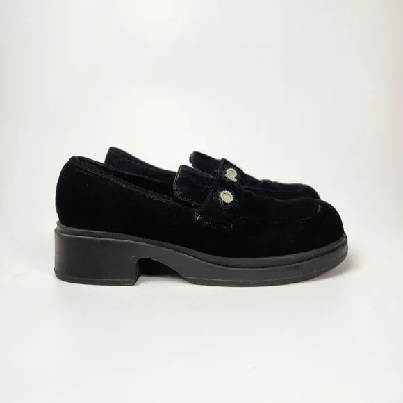 Vintage 90s Black Leather Loafer Square Toe Heels 7.5 Vintage Black Leather Loafers: Square Toe Chunky Heel, Size  main image 3